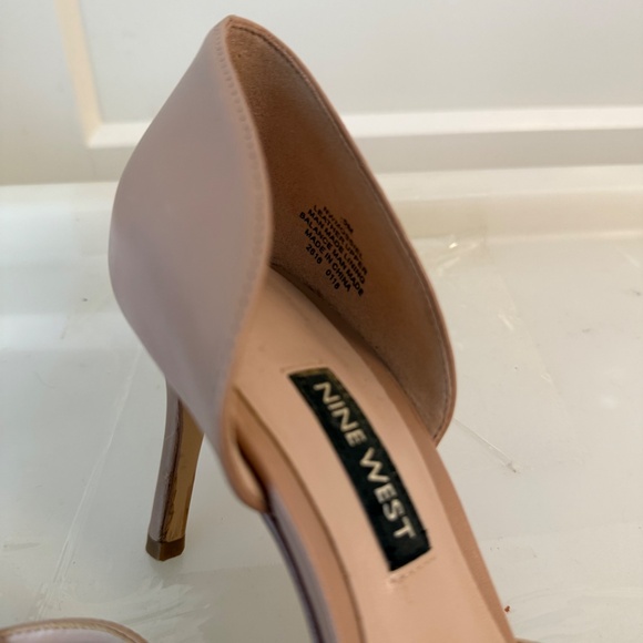 NINE WEST ARIVE D'ORSAY Nude Pointed Toe Pumps - Picture 5 of 7